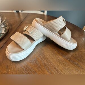 Puma Beige Sandals Size 7